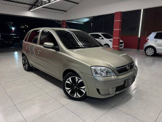 CHEVROLET CORSA 1.4 MPFI PREMIUM 8V FLEX 4P MANUAL CHEVROLET CORSA 1.4 MPFI PREMIUM 8V FLEX 4P MANUAL